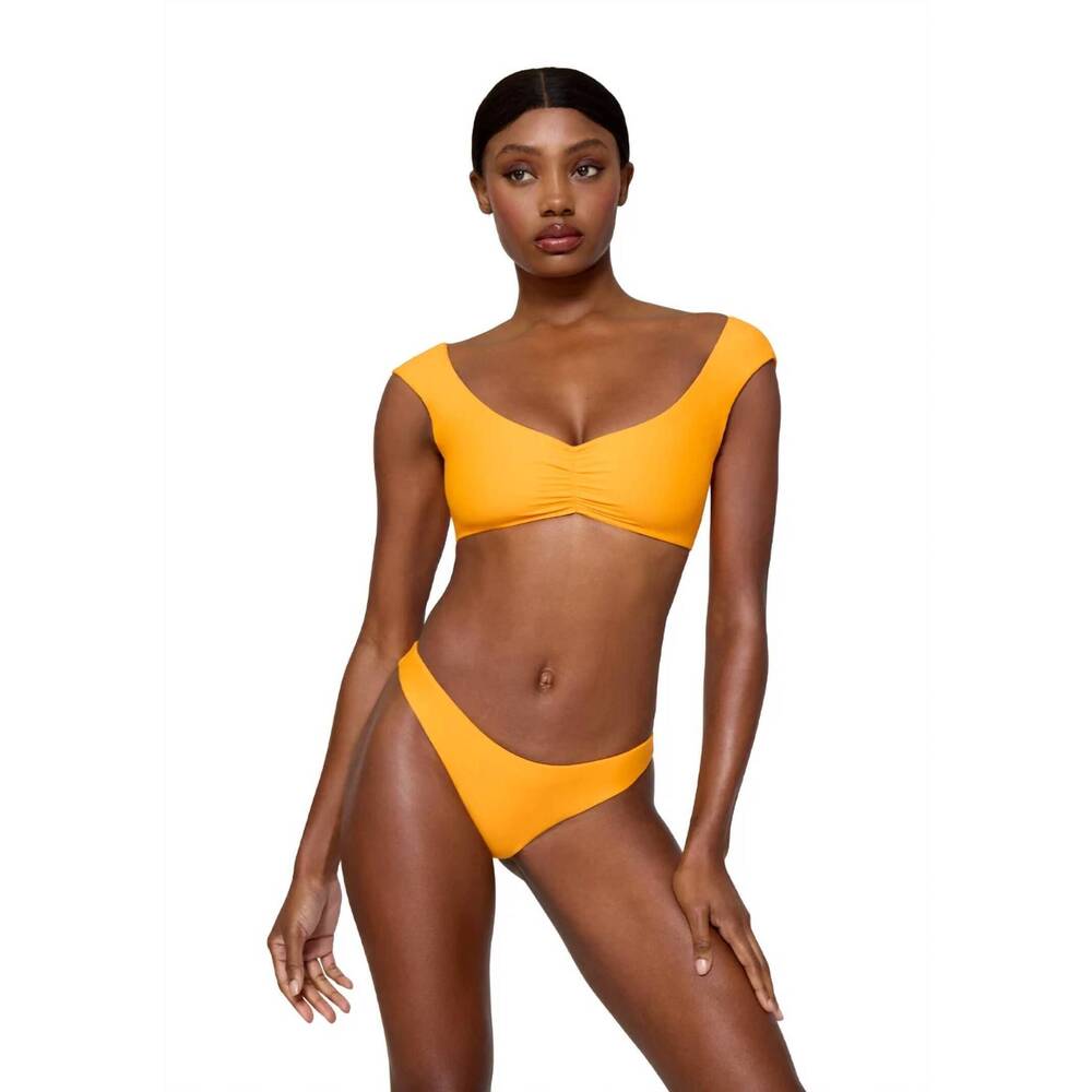 NEW DOS GARDENIAS fonda top in glow